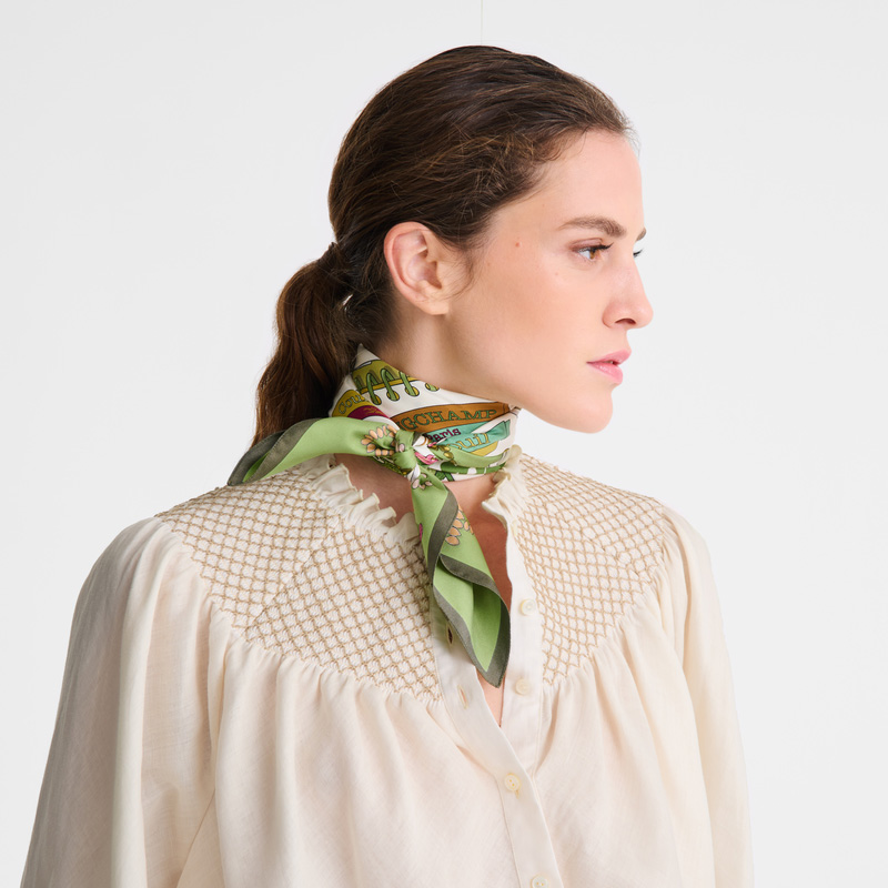 Longchamp In the Vegetable Garden Silk scarf 70 Laurel | LC-NMRZ6523